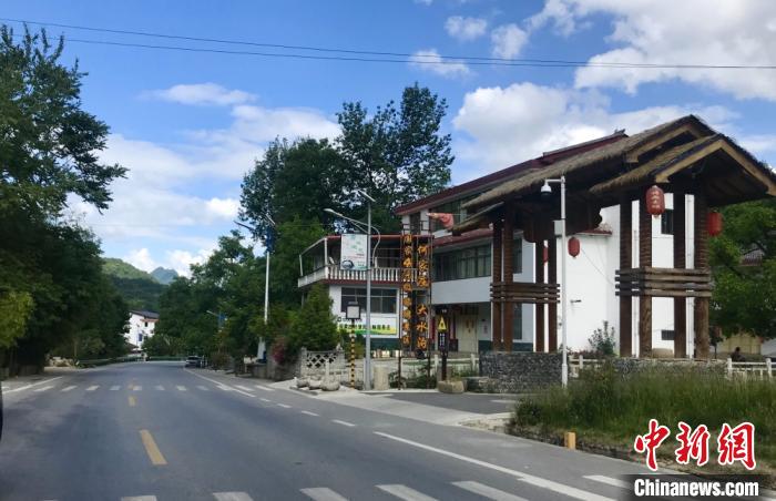 甘肅隴南“倚老賣老”留古民居百年宅院漸通旅游新徑
