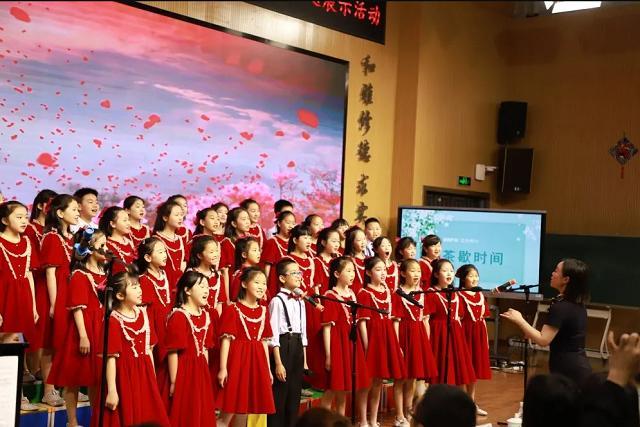 成都實外附小省級課題成果發(fā)布會隆重舉行！