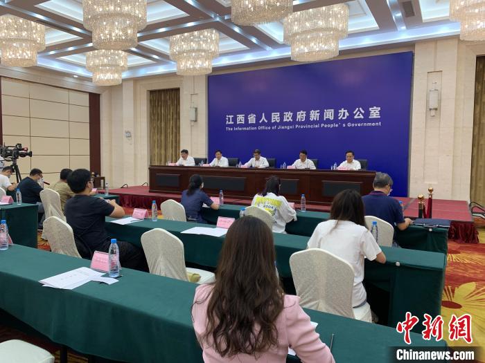 江西加強(qiáng)人才引進(jìn)工作先后引進(jìn)高層次人才近1.2萬名