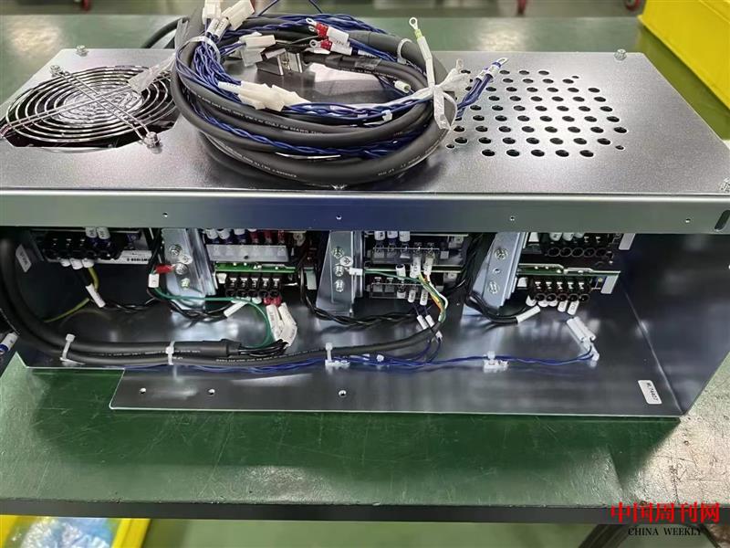 印刷設備電源箱.jpg
