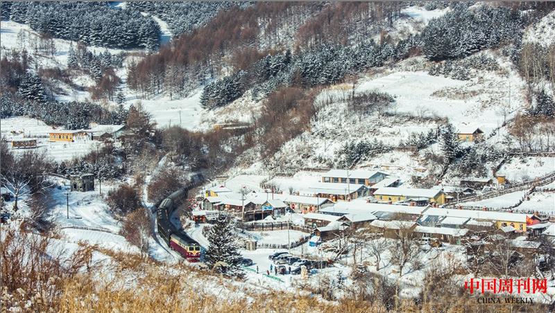 水墨畫般的吉林松嶺雪村.jpg