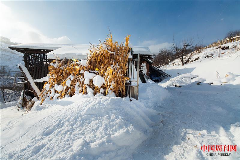 童話般的松嶺雪村.jpg